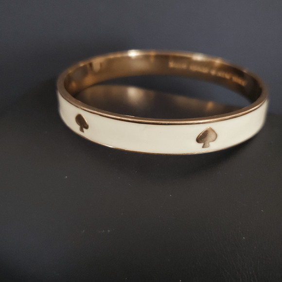 kate spade Jewelry - Kate Spade New York Spot the Spade Bangle Bracelet Cream Enamel Gold Tone‎ Base